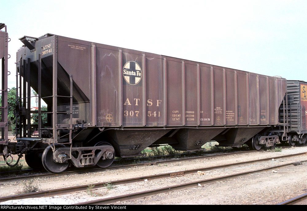 Santa Fe covered hopper ATSF #307541